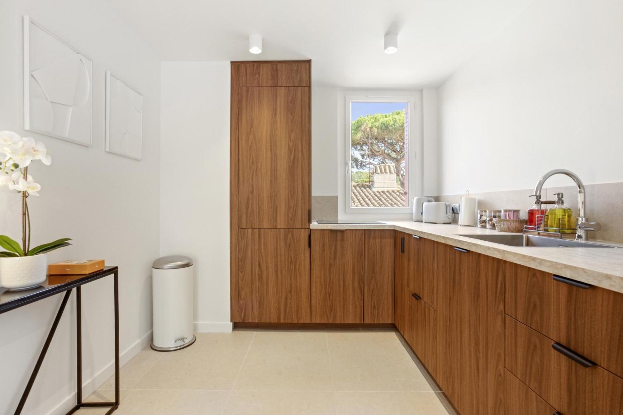 Magnifique 3 Pieces - Proximite Place Des Lices Avec Parking 쎙뜨호뻬 외부 사진