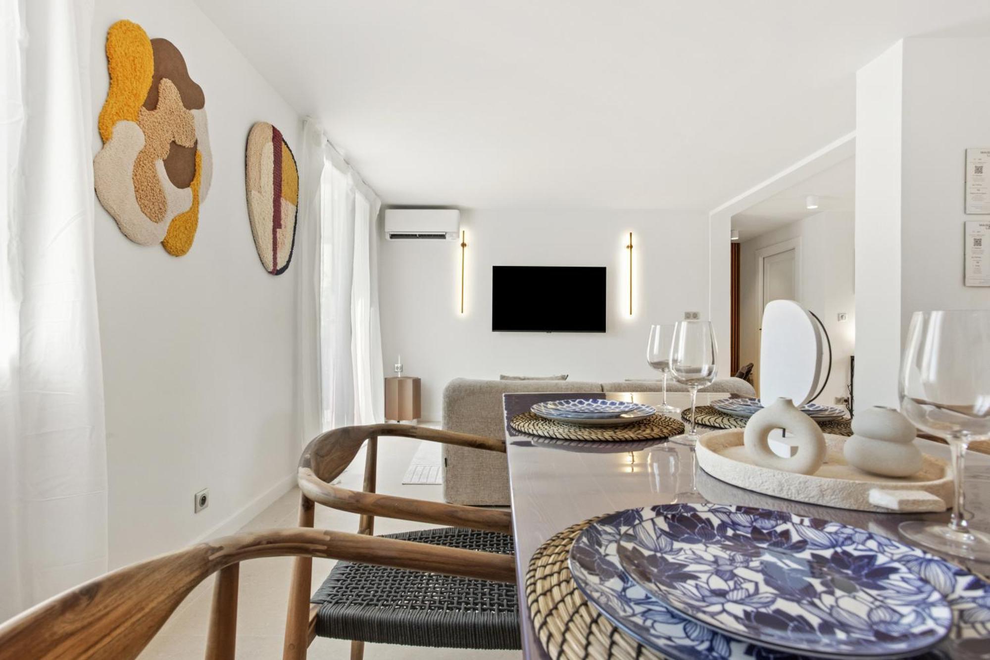Magnifique 3 Pieces - Proximite Place Des Lices Avec Parking 쎙뜨호뻬 외부 사진
