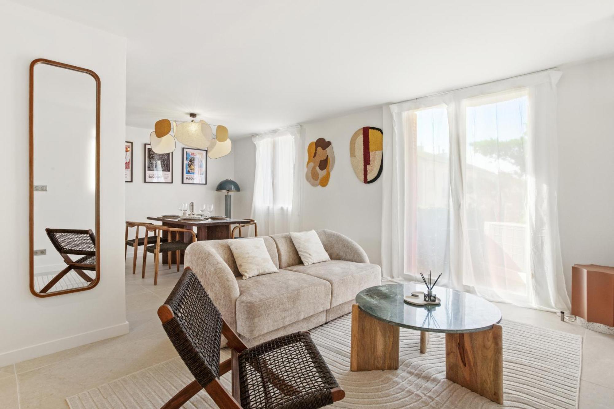 Magnifique 3 Pieces - Proximite Place Des Lices Avec Parking 쎙뜨호뻬 외부 사진