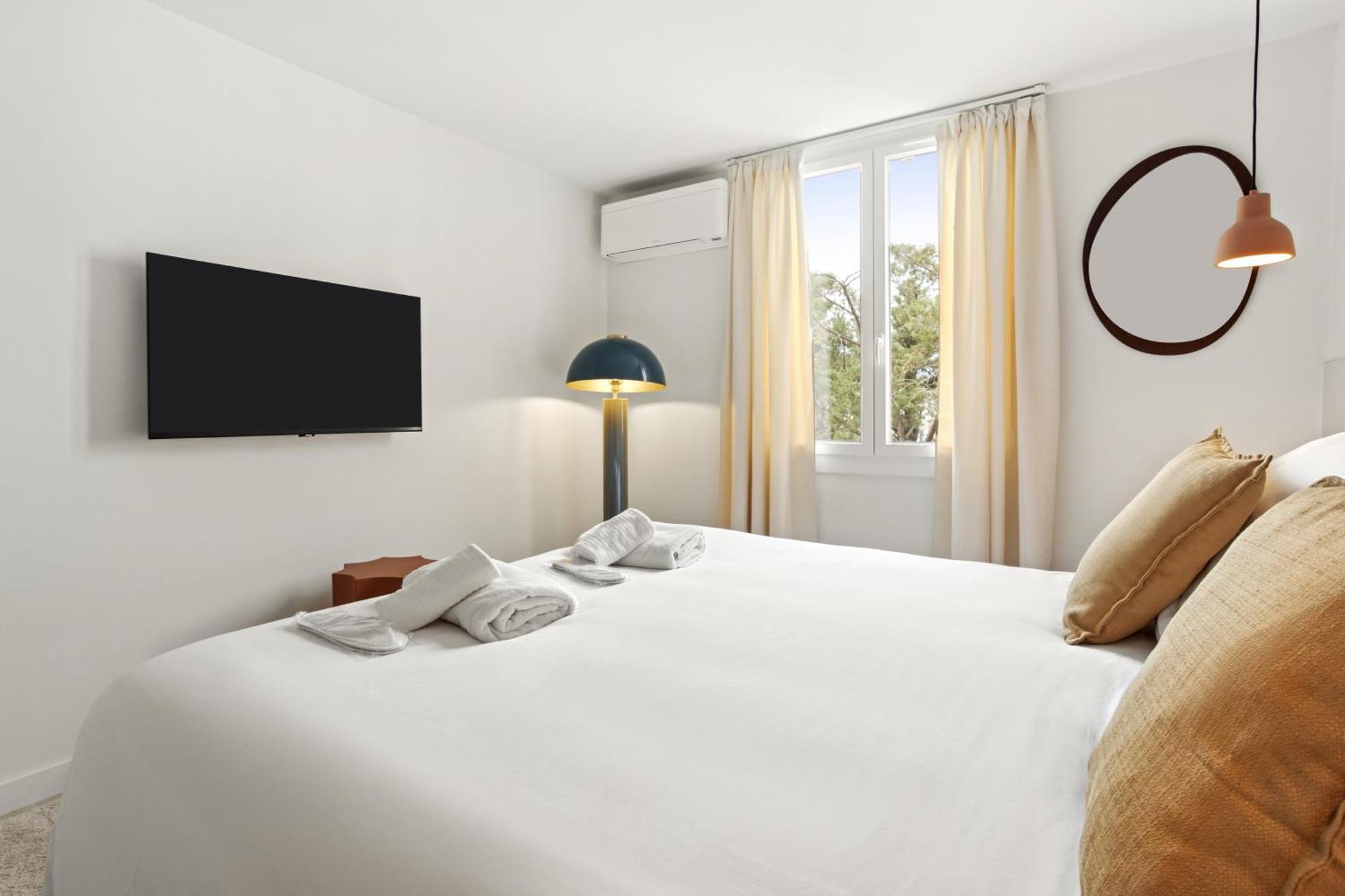 Magnifique 3 Pieces - Proximite Place Des Lices Avec Parking 쎙뜨호뻬 외부 사진
