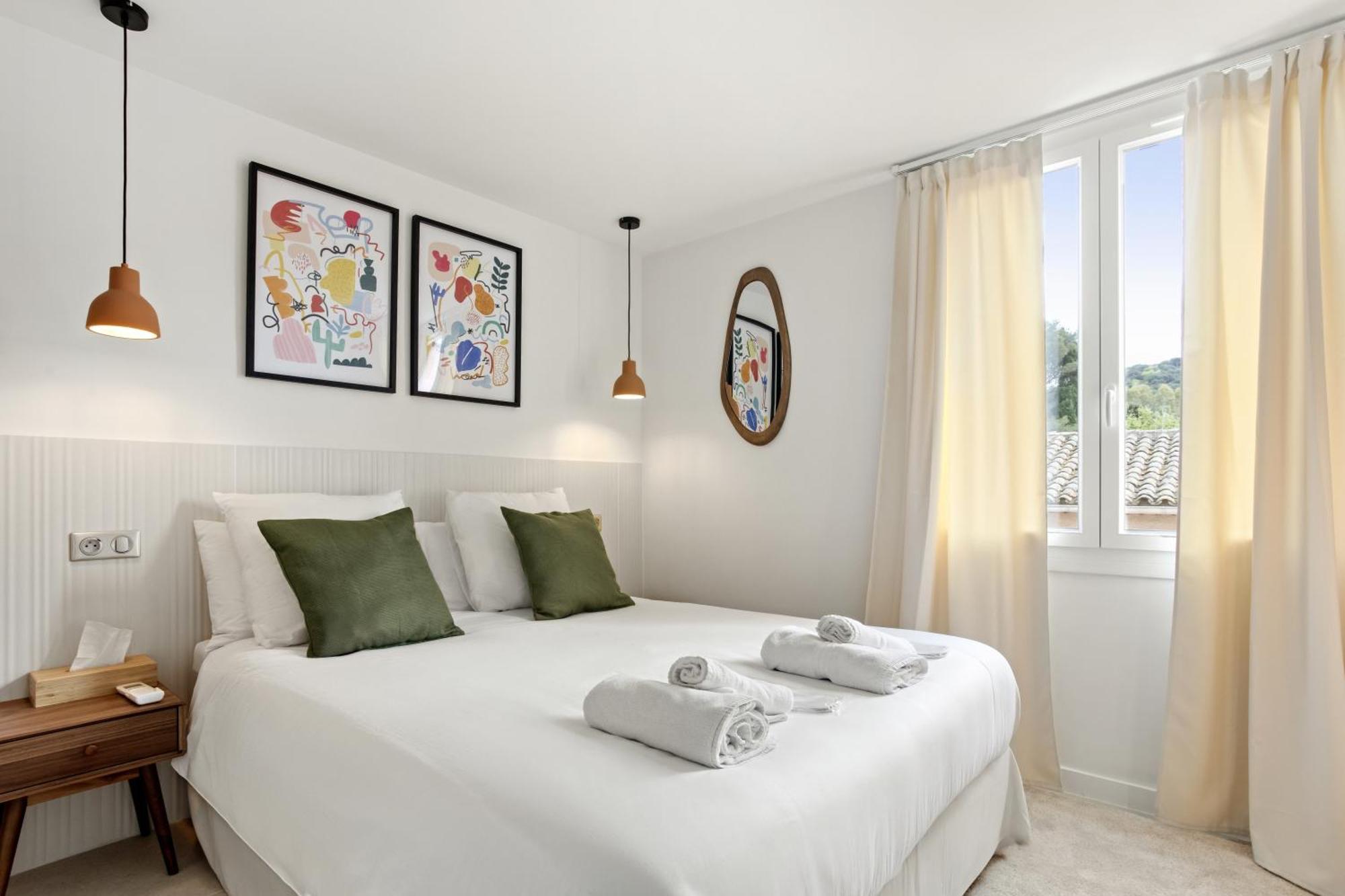 Magnifique 3 Pieces - Proximite Place Des Lices Avec Parking 쎙뜨호뻬 외부 사진